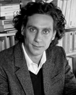 Portrait de Philippe Nassif, Ecrivain, journaliste et conseiller en édition